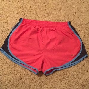 Mauve pink/blue/navy Nike shorts L